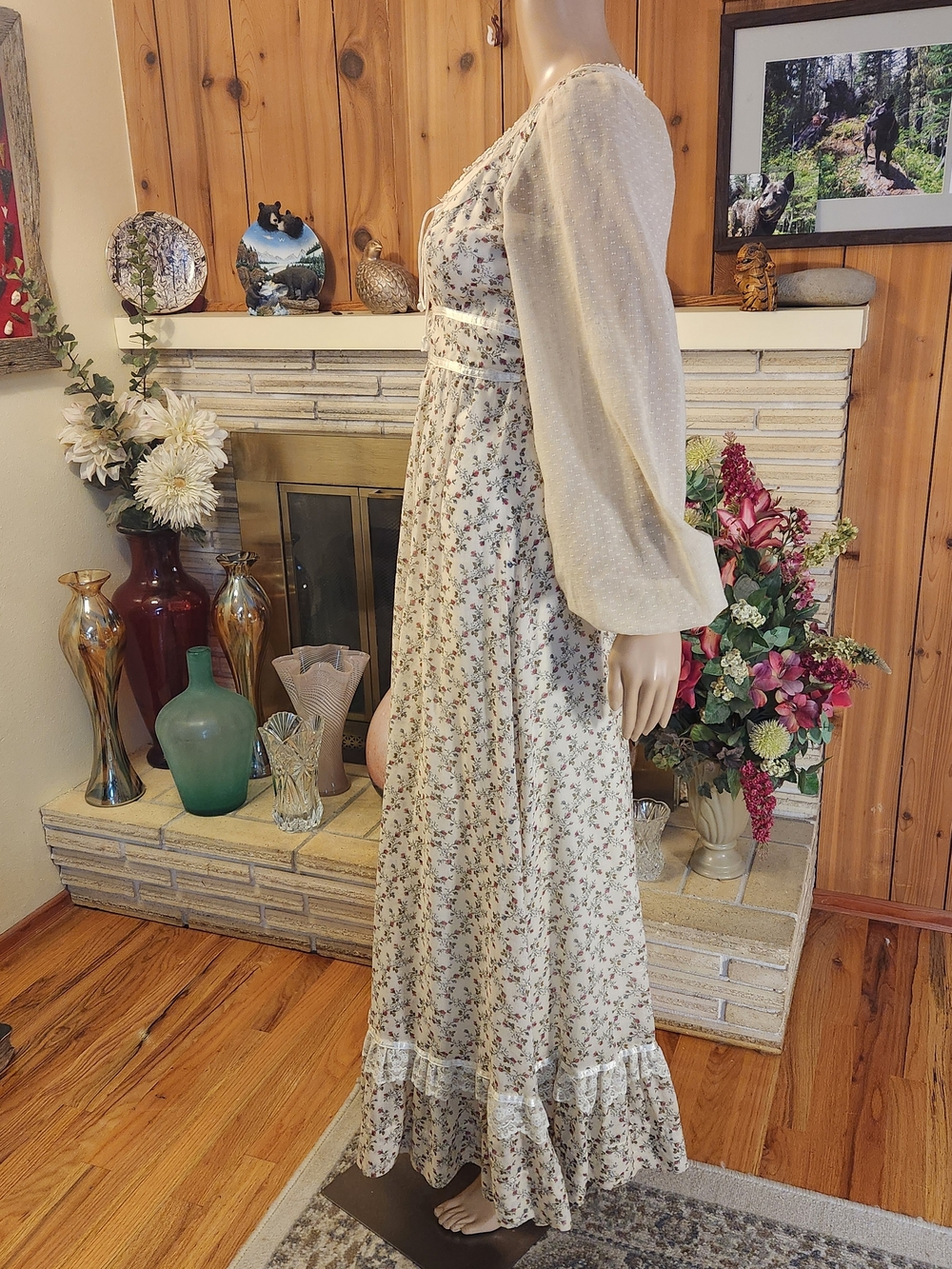 Vintage 1970s Gunne Sax Floral Corset Maxi Dress - Picture 3 of 13